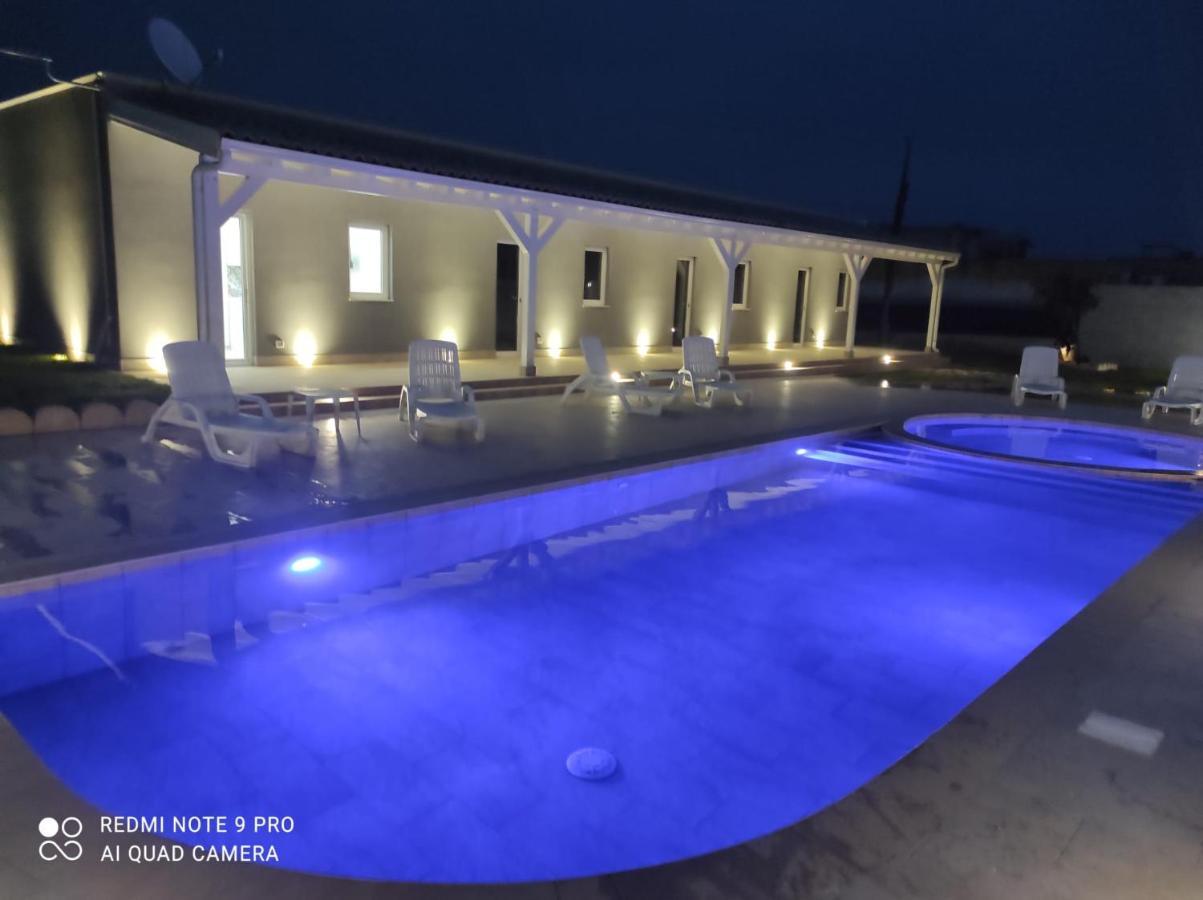 Perladelmare Aparthotel Avola Exteriör bild