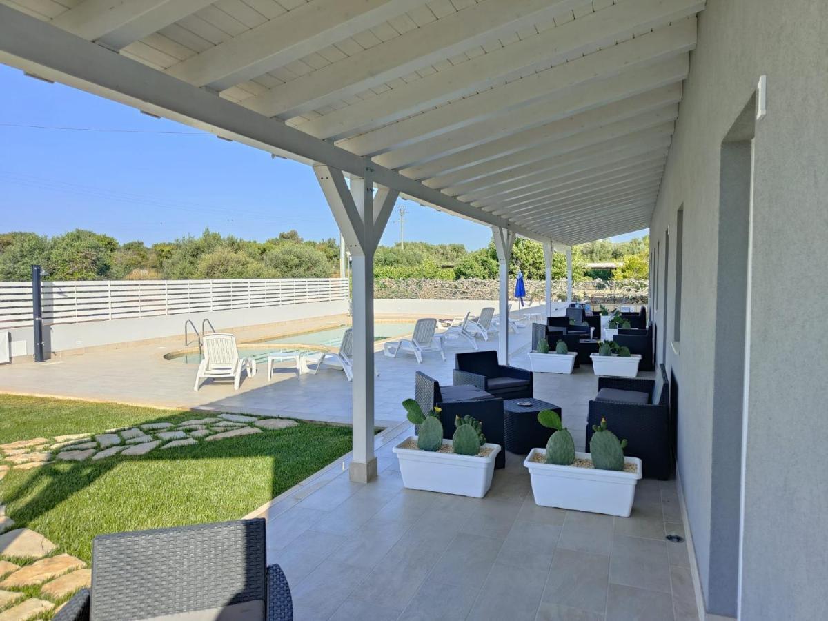 Perladelmare Aparthotel Avola Exteriör bild